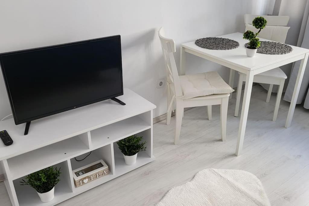 Victoriei Central Studio Apartment Bucureşti Exterior foto
