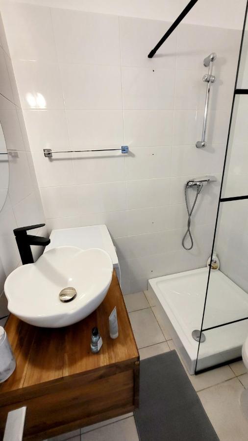 Victoriei Central Studio Apartment Bucureşti Exterior foto